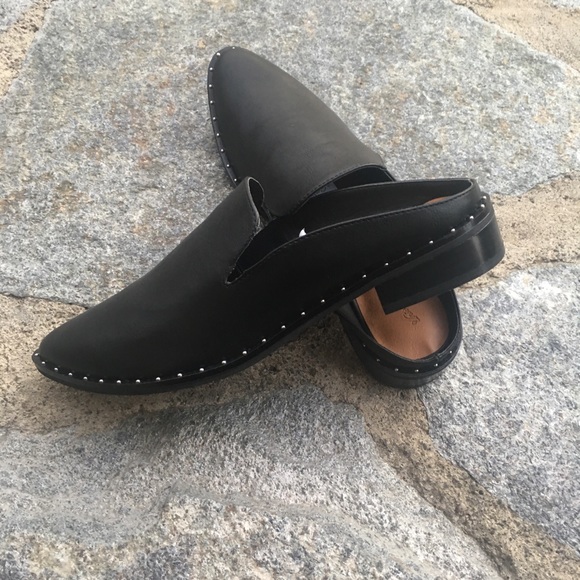 ✨LAST PAIR SIZE 9.5 ✨ Studded Backless Mules - Picture 7 of 8